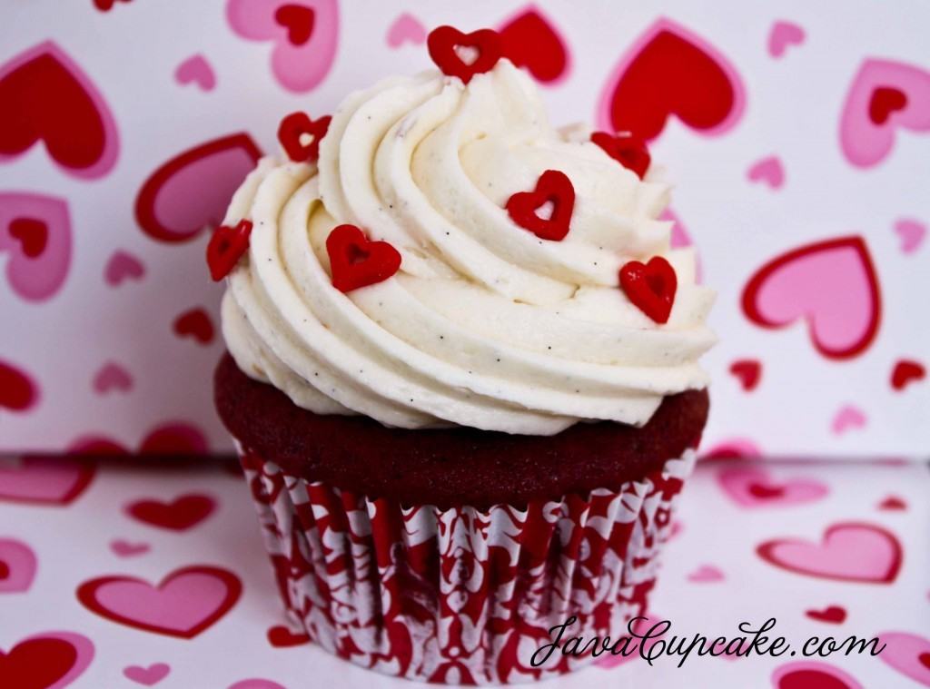 Happy Valentine's Day Cupcake