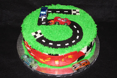 Hot Wheels Cake