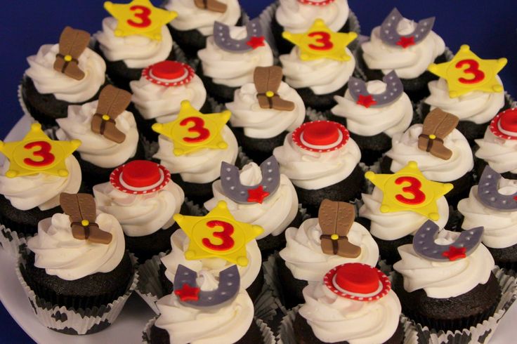 Jessie Cowgirl Cupcakes