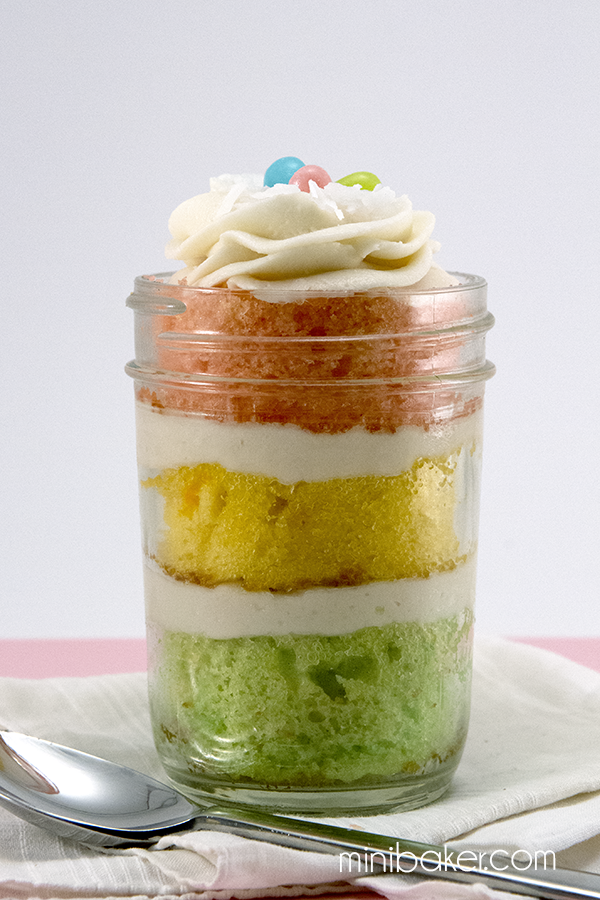10 Photos of Easter Cakes In A Jar