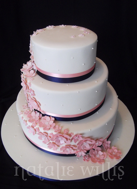 Navy-Blue-And-Pink-Wedding-Cake