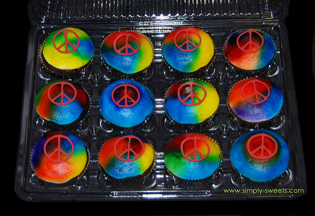 Peace Sign Cake with Cupcake
