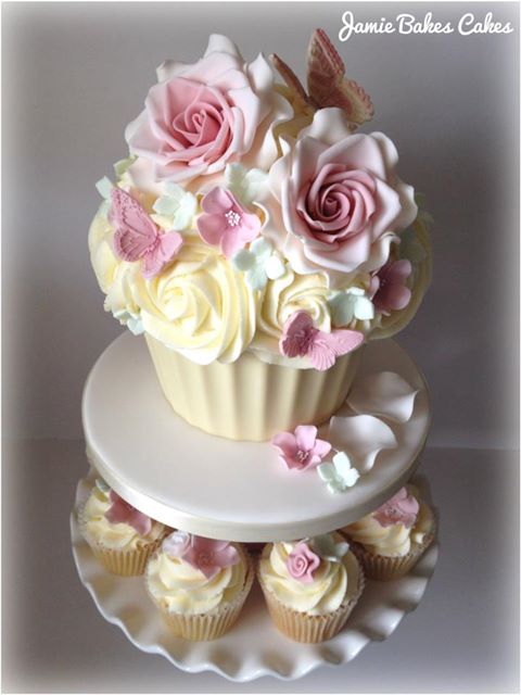 Pink Giant Cupcake Cake