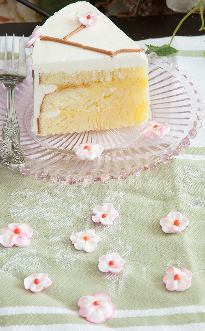 Piping with Royal Icing Flowers