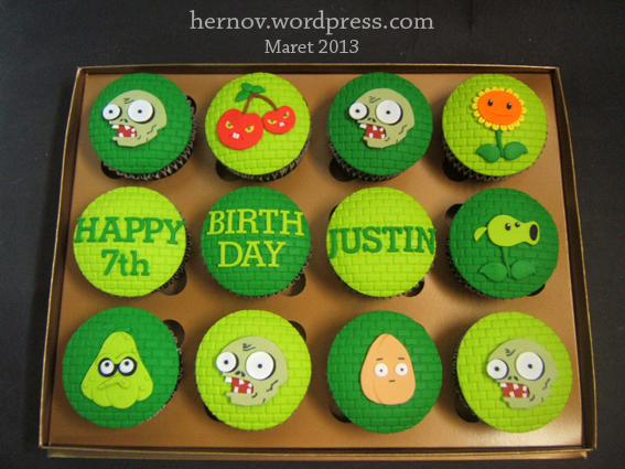 Plants vs Zombies Birthday Cake Plants vs Zombies Birthday Cake