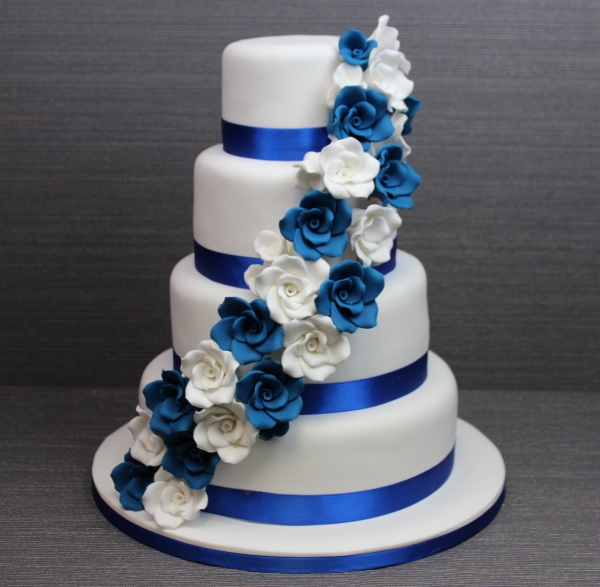 Royal Blue Wedding Cake with Roses
