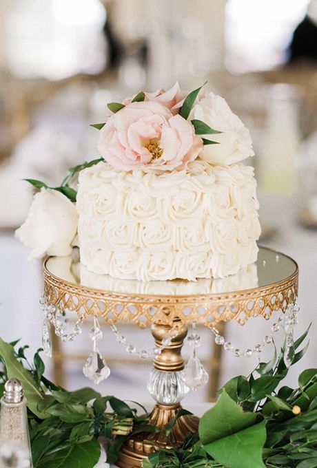 Rustic Wedding Cake with Roses