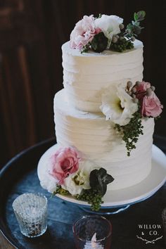 Two Tier Wedding Cake