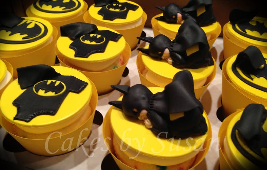 Batman Baby Shower Cupcakes Batman Baby Shower Cupcakes