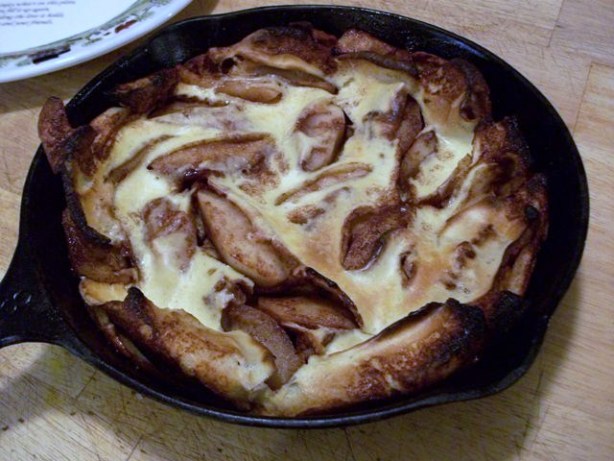 Cast Iron Apple Pancakes