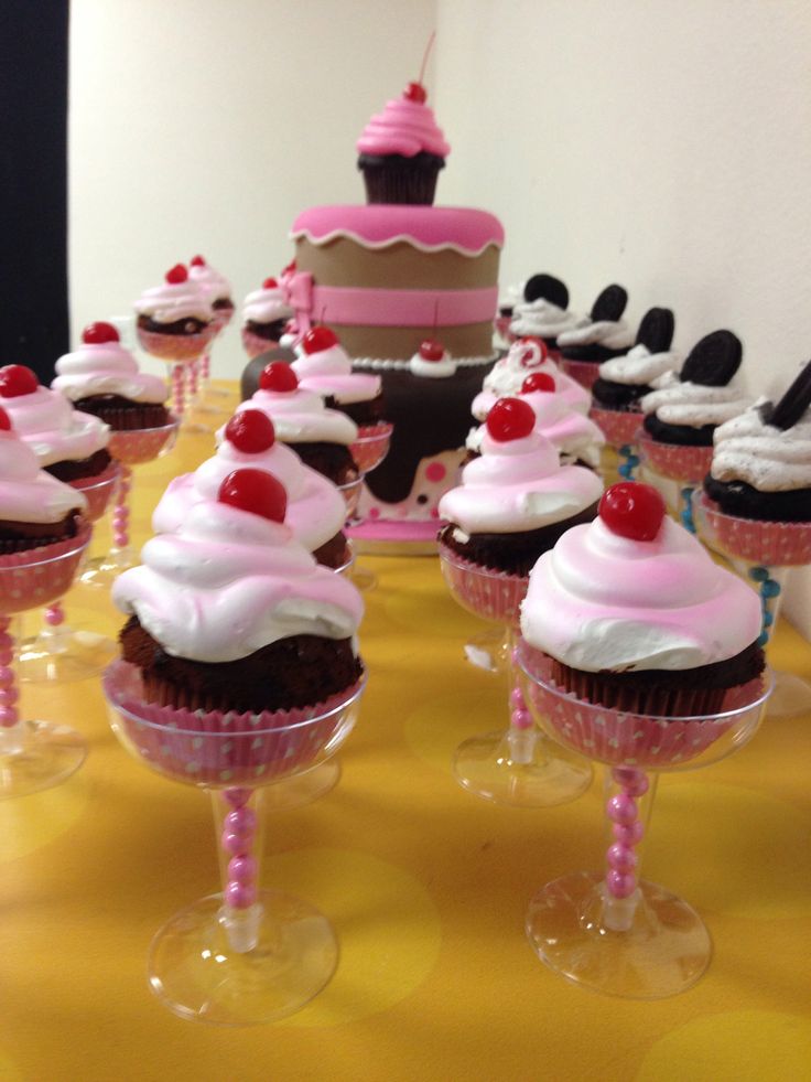 Champagne Glass Cupcakes Champagne Glass Cupcakes