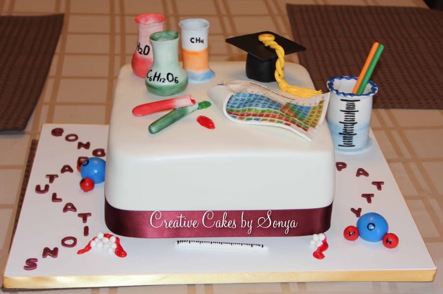 Chemistry Major Graduation Cake