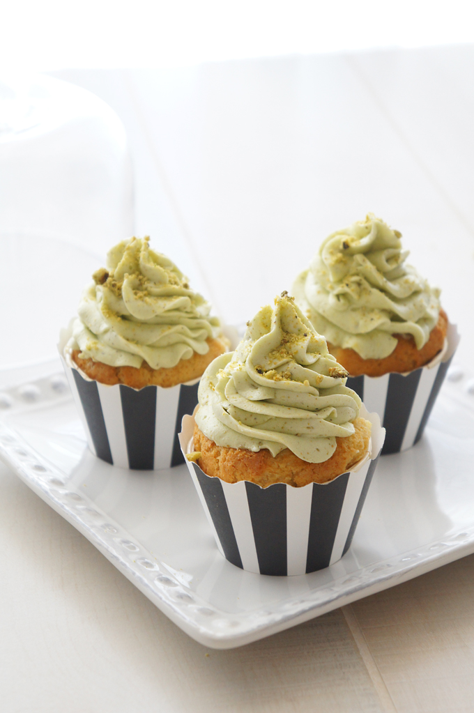 Chocolate Cupcakes with Buttercream Chocolate Cupcakes with Buttercream