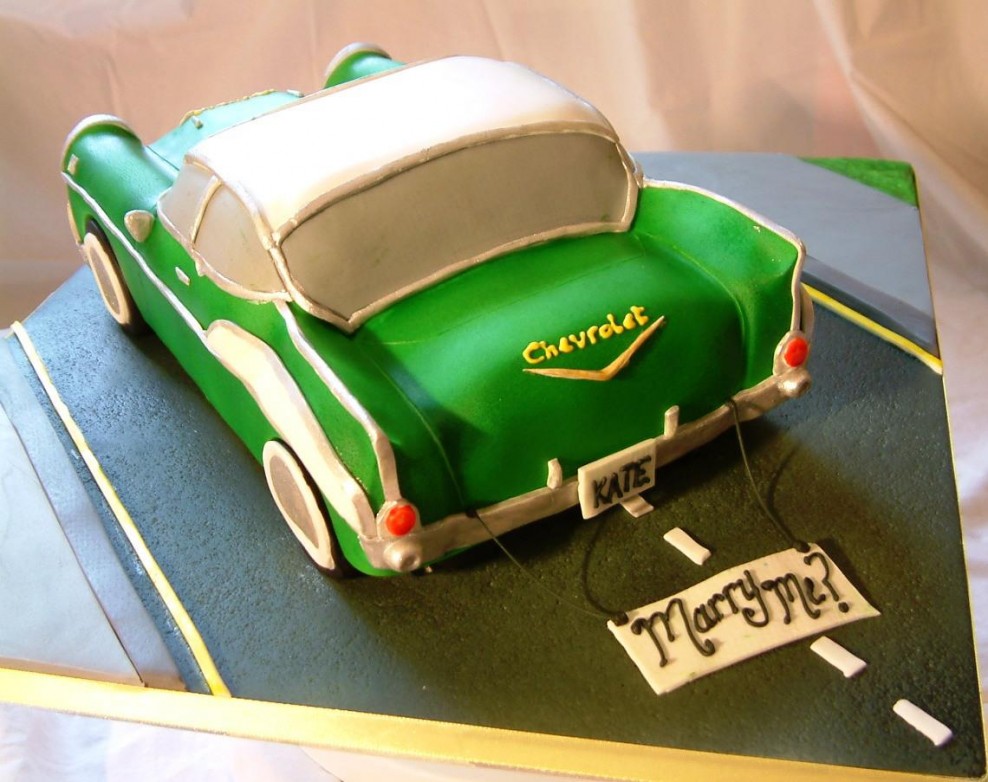 Classic Car Themed Birthday Cakes