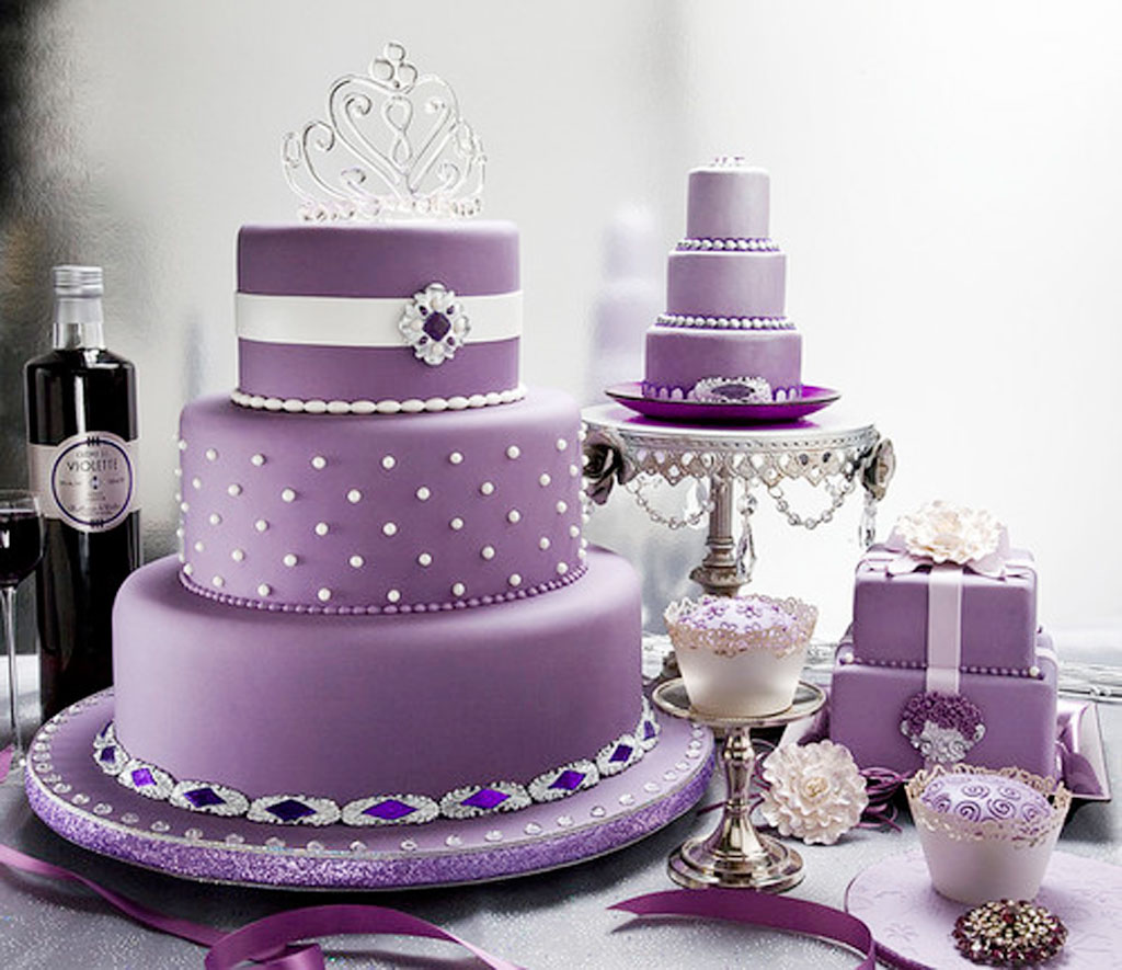 Elegant Purple Wedding Cake