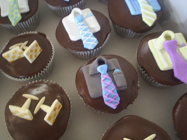 8 Photos of Fancy Father's Day Cupcakes