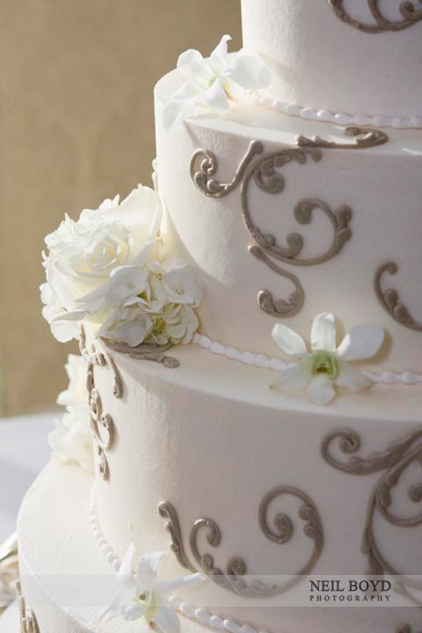 Gray and White Wedding Cake Gray and White Wedding Cake