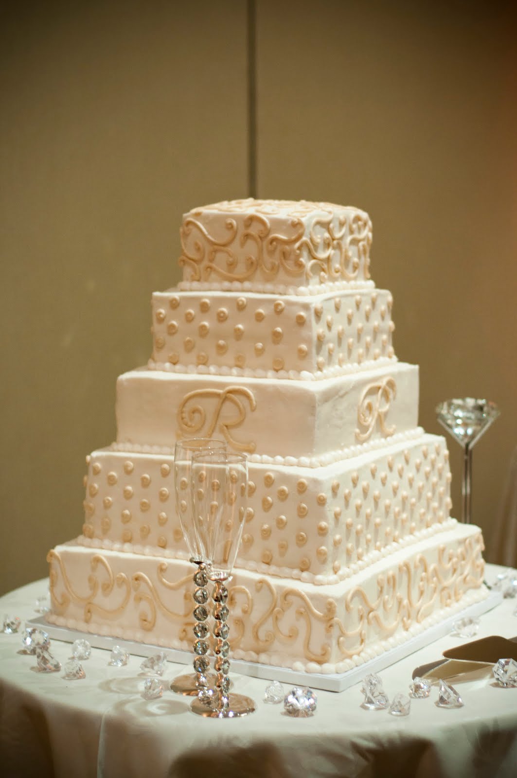 Ivory and Champagne Wedding Cake