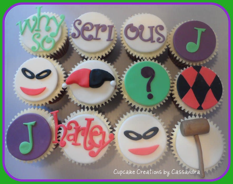 Joker and Harley Quinn Cupcake Cake