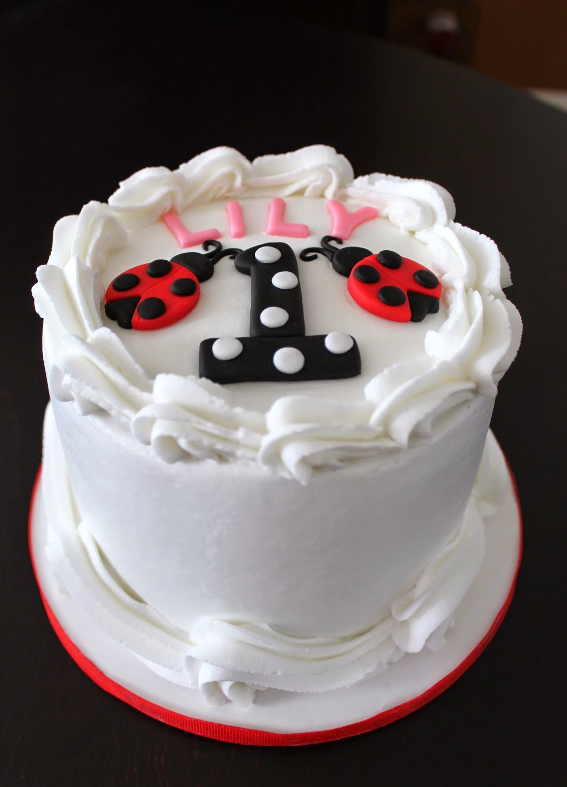 Ladybug Smash Cake