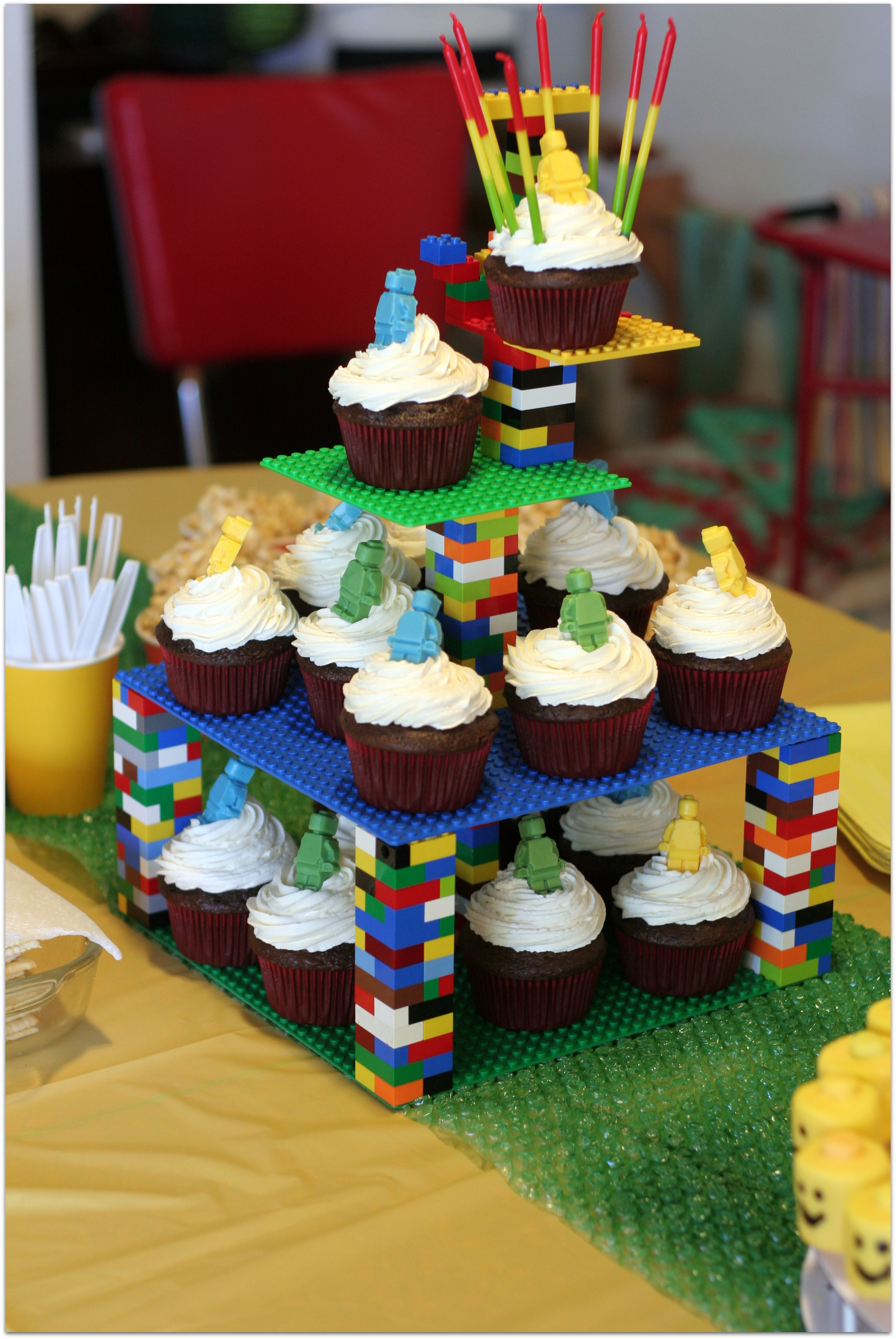 LEGO Birthday Party Cupcakes