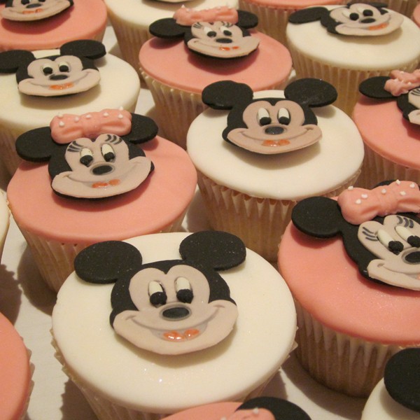 Mickey & Minnie Mouse Mickey & Minnie Mouse
