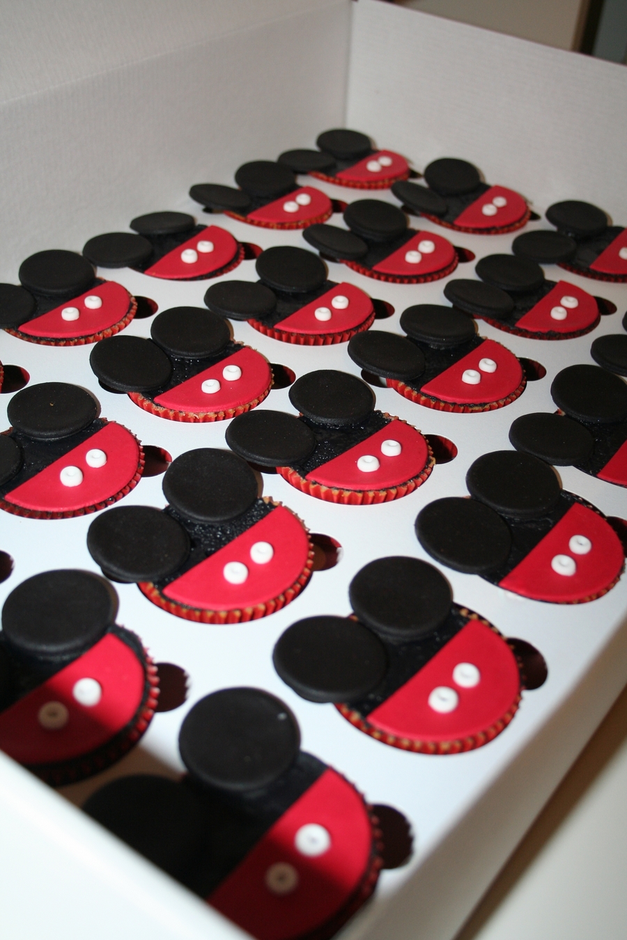 Mickey Mouse Cupcakes