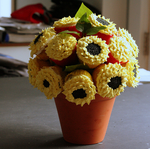 10 Photos of Mother's Day Sunflower Cupcakes 10 Photos of Mother's Day Sunflower Cupcakes
