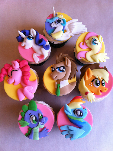 My Little Pony Cupcake Cake