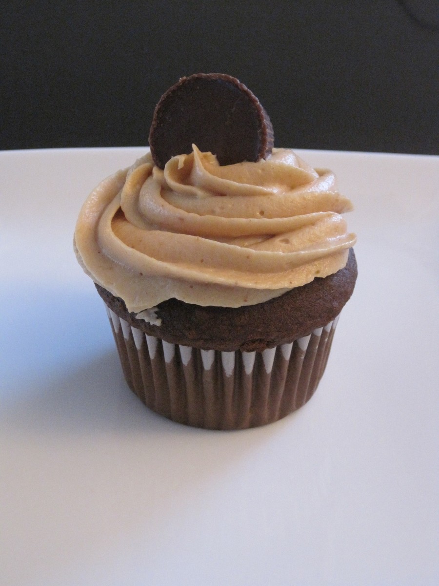 Peanut Butter Cup Cupcakes