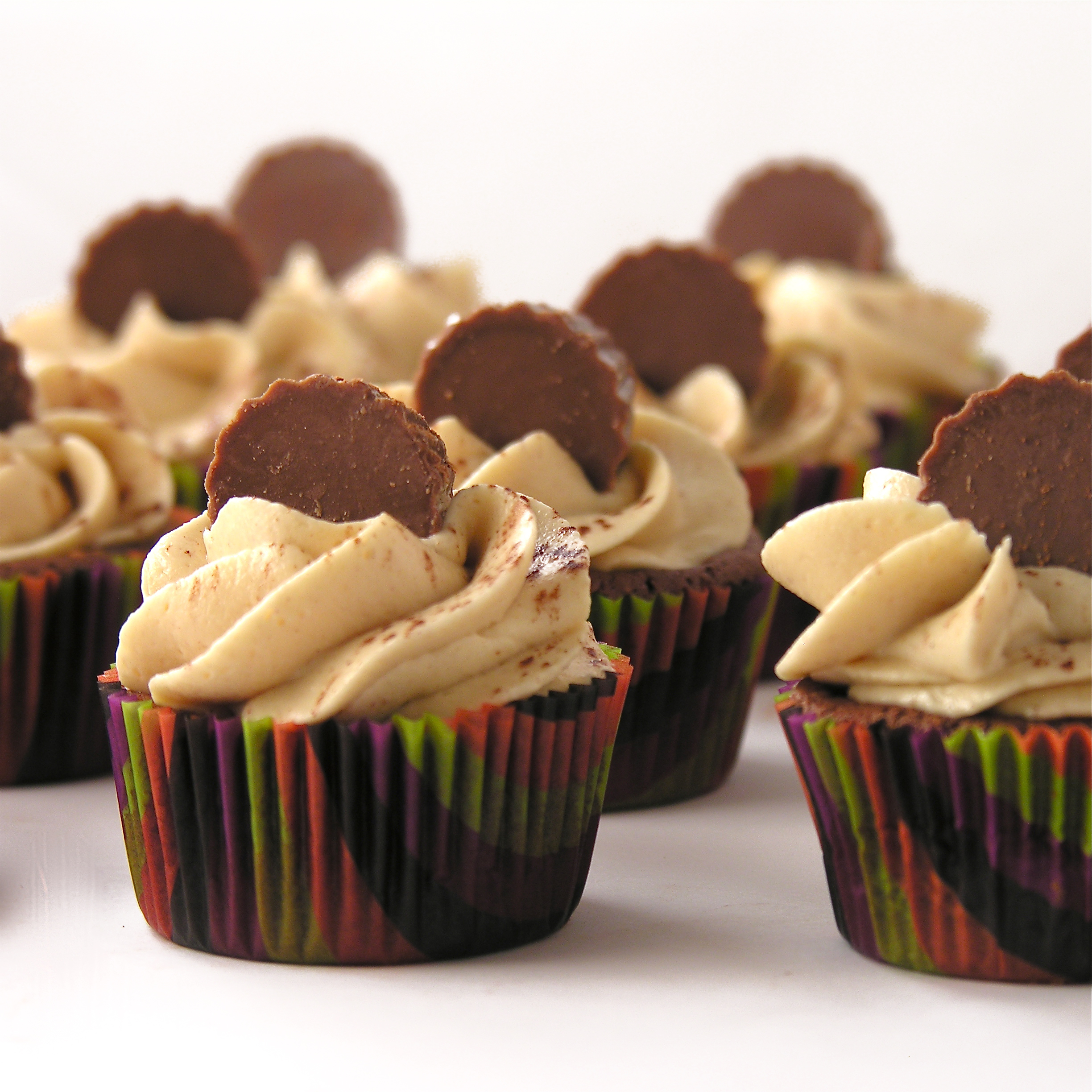 8 Photos of Chocolate Fudge Peanut Butter Cup Cupcakes
