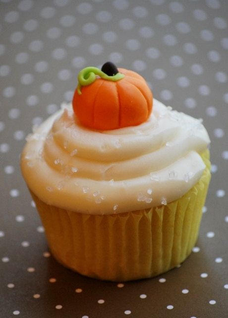 Pumpkin Fondant Cupcake Toppers