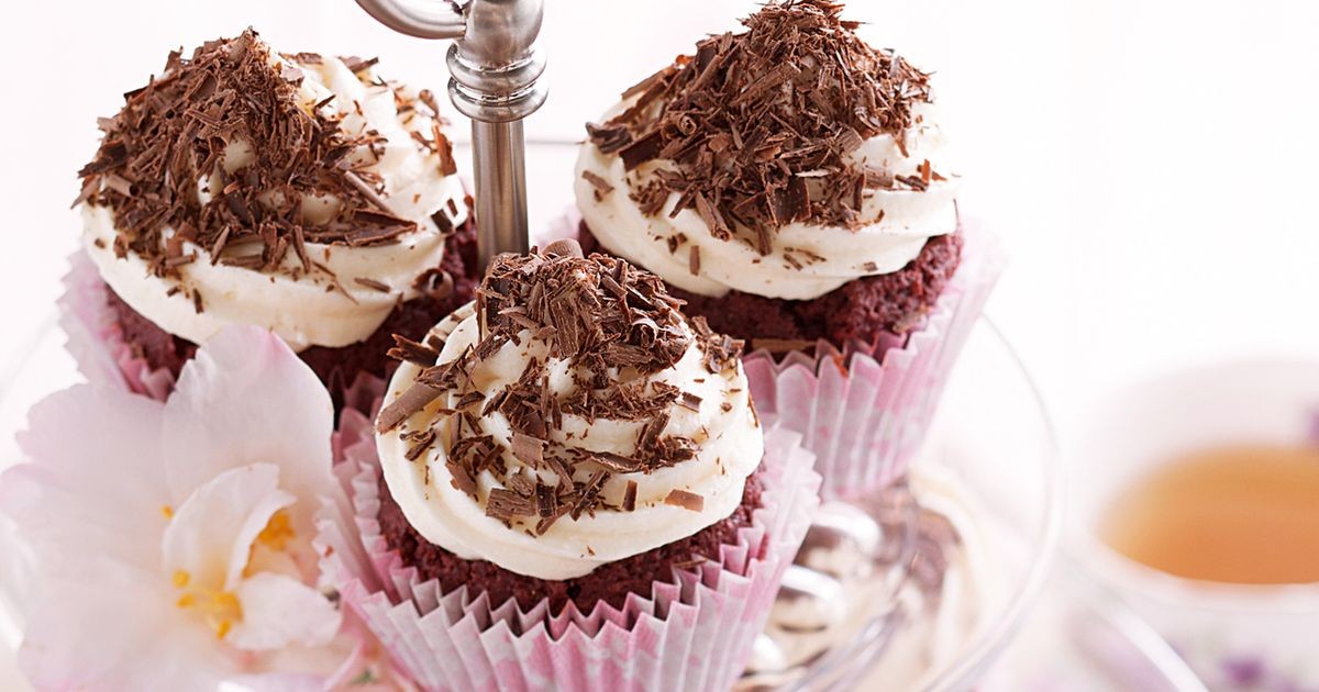 Red Velvet Cupcakes with Cream Cheese Frosting Recipe