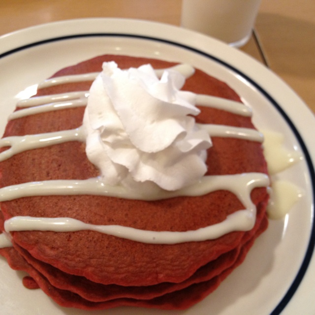 Red Velvet Pancakes Ihop Red Velvet Pancakes Ihop