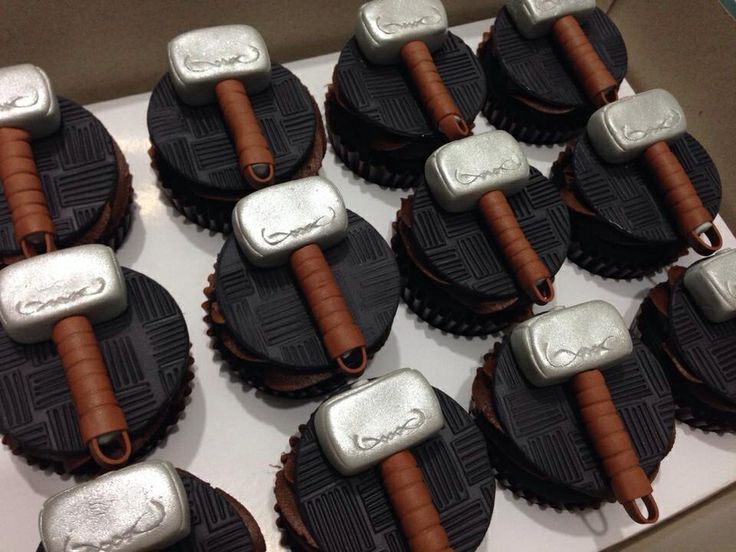 Thor Cupcake