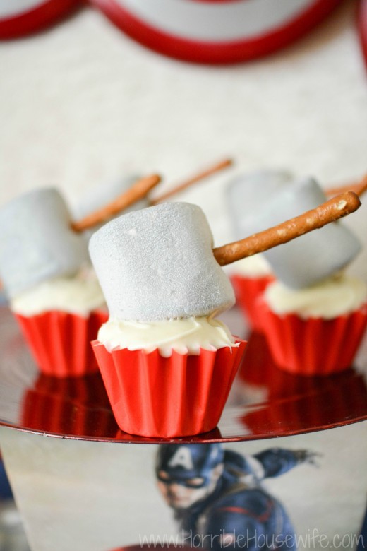 Thor Hammer Cupcakes