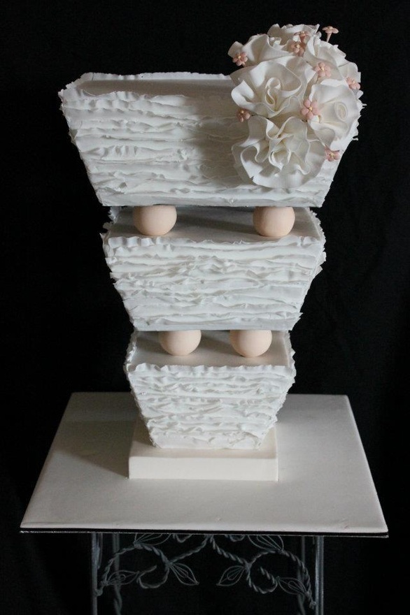 Upside Down Wedding Cake Upside Down Wedding Cake