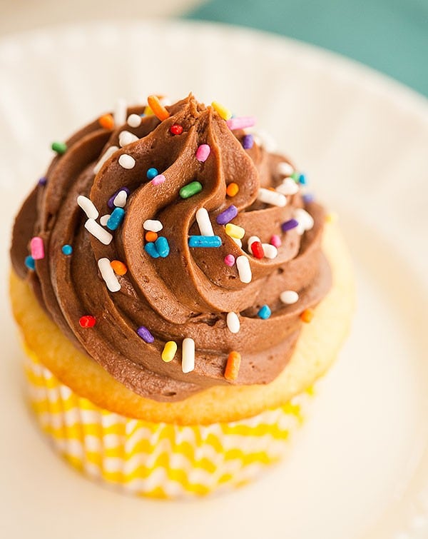 Vanilla Cupcakes with Chocolate Frosting