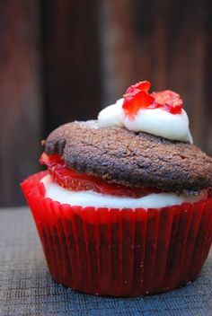 Vegan Chocolate Strawberry Cupcake Recipe