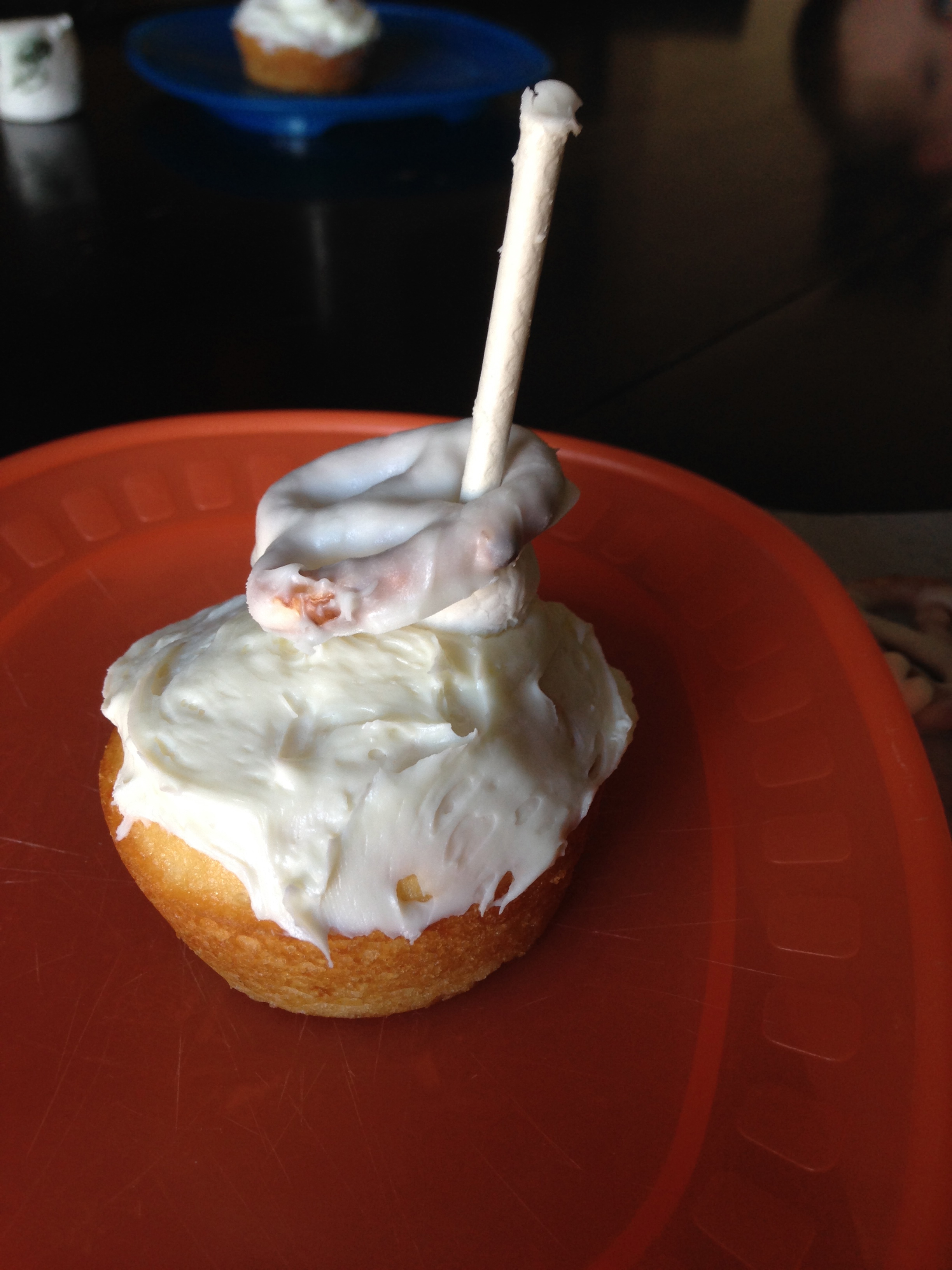 White Chocolate Marshmallow Pretzel Skeleton Cupcakes