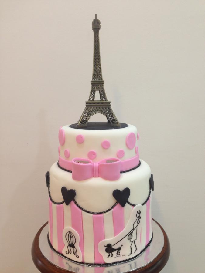 2 Tier Cakes Theme Paris