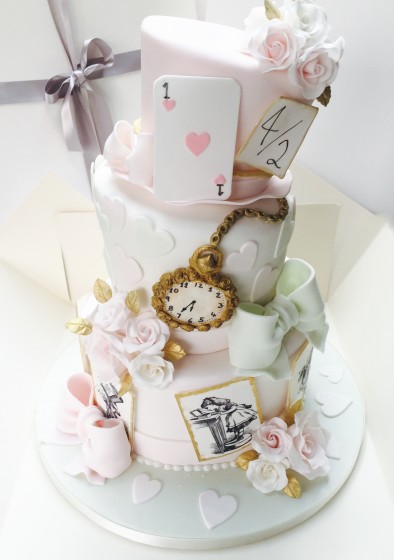 Alice in Wonderland Cake