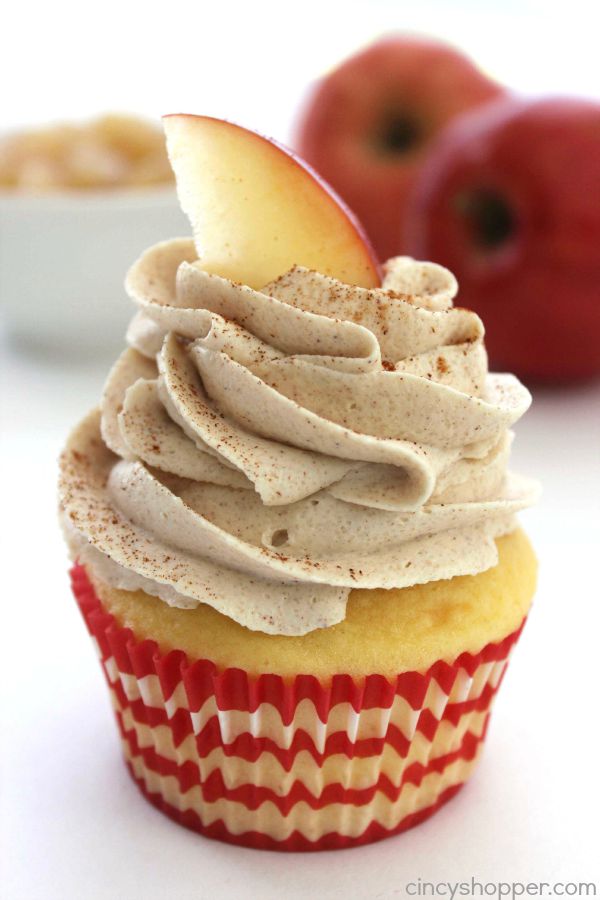 Apple Pie Cupcakes with Filling