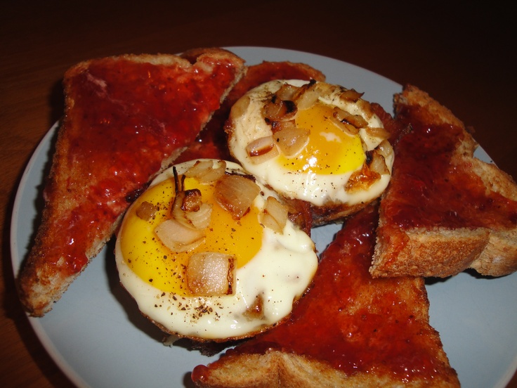 Breakfast Cupcakes with Hash Browns