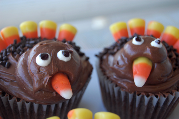 Candy Corn Turkey Cupcakes