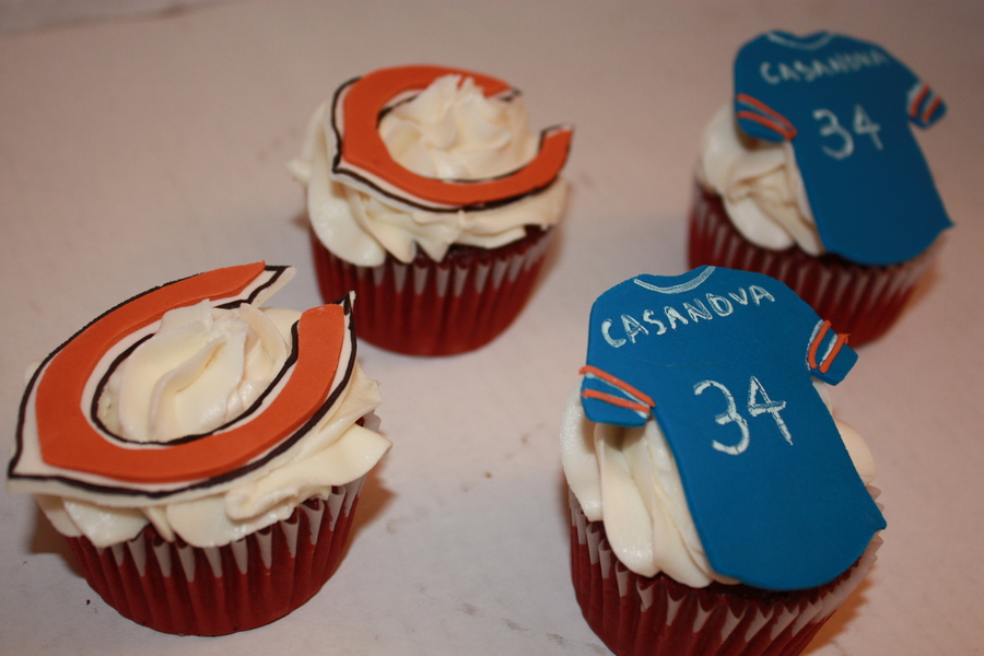 Chicago Bears Cupcakes