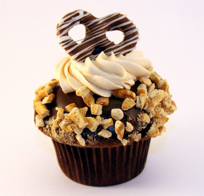 Chocolate Caramel Pretzel Cupcake