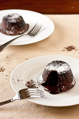 10 Photos of Individual Chocolate Molten Cakes