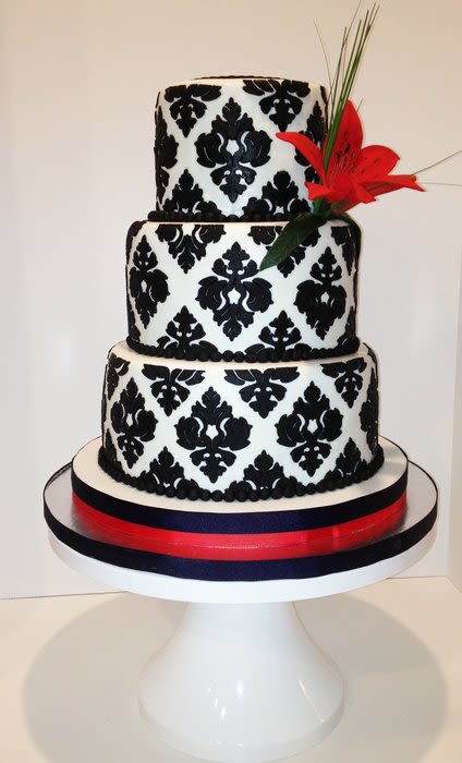 Damask Wedding Cake with Red Damask Wedding Cake with Red