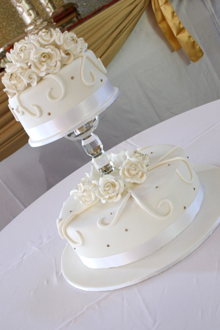 Gold-Wedding-Cake-Crystals Gold-Wedding-Cake-Crystals